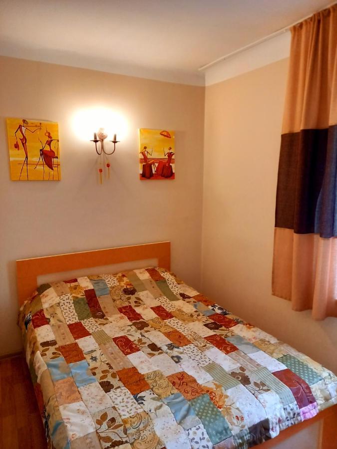 "В Центре Города" Квартира - "Downtown" Apartment Almatı Dış mekan fotoğraf